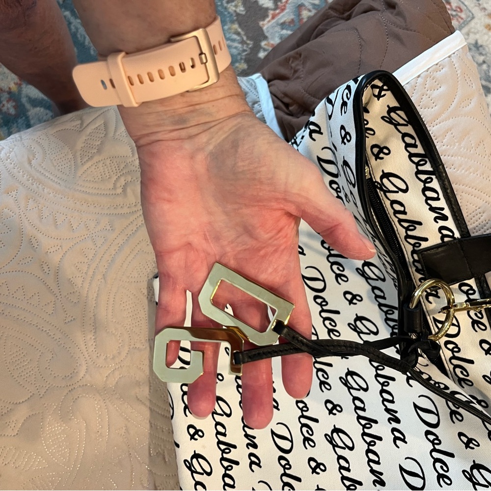 Dolce & Gabbana Script Logo Tote in Black and White - Picture 9 of 16